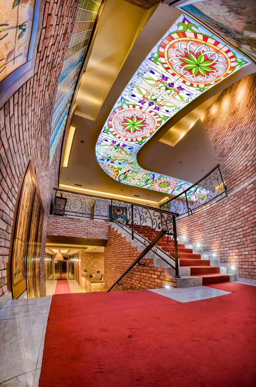 Hotel Amor Kočani Exteriér fotografie