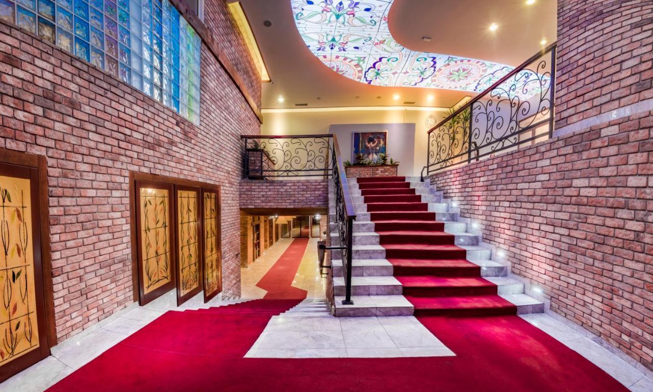 Hotel Amor Kočani Exteriér fotografie