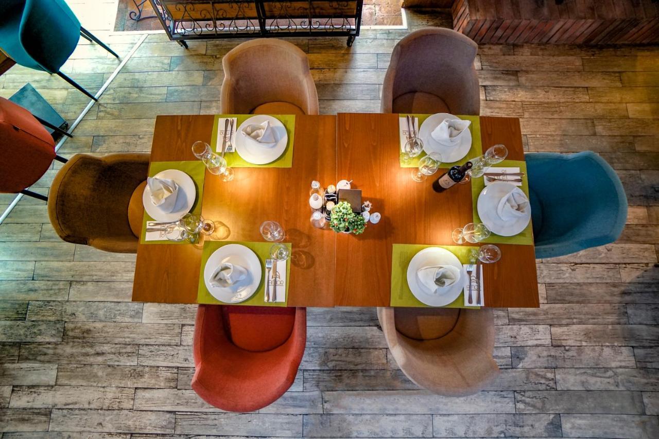 Hotel Amor Kočani Exteriér fotografie